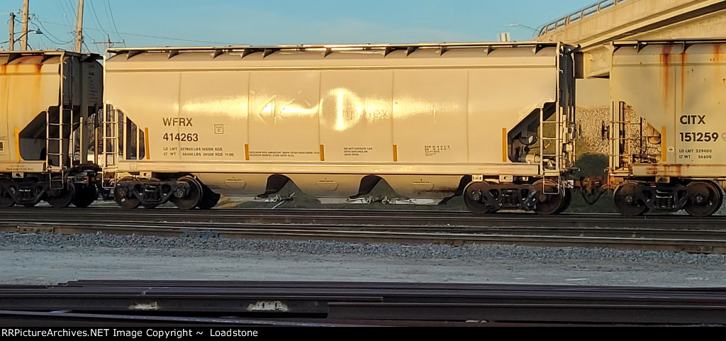 WRFX 414263